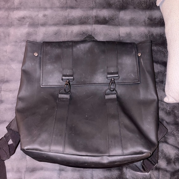 Rains backpack - Picture 1 of 2